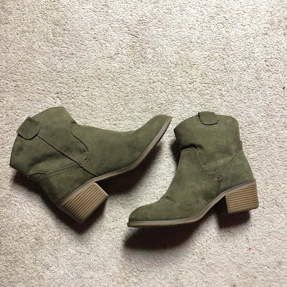 Fall Booties - image 3